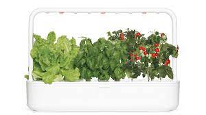 It also has a water level indicator that shows the level of water personally, i think the click and grow smart garden 9 is perfect for every home since it can be used to grow 9 different plants at a time. Click Grow S Smart Garden 9 For Your Winter Gardening Itch Geekmom