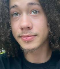 Search Sidney Wilson Obituaries and Funeral Services