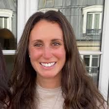 Lauren Ruehl's Instagram, Twitter & Facebook