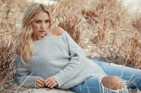 Honorable mentions for most beautiful women in the world. Here Is A List Of The Most Beautiful Women Of Europe By Country Daily News Hungary