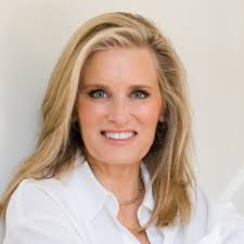 Kristy Sreenan, Fox Valley REALTOR: Results Matter. Experience Counts.