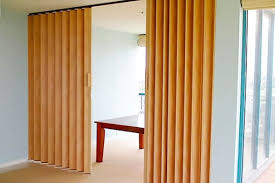Localiza la medida inmediatamente superior a la que necesitas para tu puerta plegable, en alto y ancho. Puertas Plegables Modelos Venta E Instalacion Y Mantenimiento