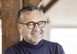 Nyt firma i Esbjerg vækker opsigt: Kendt erhvervsmand og søn går sammen med Kurt  Beier-familien