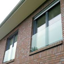 Franzosischer Balkon Aus Glas Fur Ihr Fenster Franzosische Balkone Glasbalkon Balkon Glas