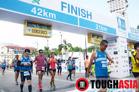 Swift codes for all branches of standard chartered bank malaysia berhad. Muhaizar Mohd And Yuan Yufang Wins Malaysian Category At Standard Chartered Kl Marathon 2017 Toughasia Just When You Think You Re Tough Enough