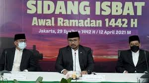 Selama hari raya tersebut, umat islam disunnahkan untuk menjalankan shalat idul fitri. Mqhhfan1lonnsm