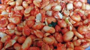 Tuang kacang, biarkan hingga terendam hingga santan dingin. 3 Resep Kacang Bawang Berbagai Rasa Beda Dari Biasanya