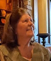 Elizabeth Mather's Instagram, Twitter & Facebook