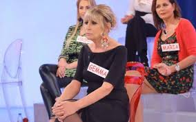 Uomini e donne gemma galgani sommersa dalle critiche (wwum) potrebbe interessarti: Gemma Galgani Di Uomini E Donne Rifatta La Verita