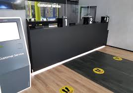 Samsung è uno dei principali produttori di smartphone e tablet android, oltre che di molti altri device con gli anni samsung è cresciuta ed è progressivamente diventata il colosso che oggi tutto noi. Samsung Con La Fase 2 Riaprono I Centri Assistenza In Italia Ecco Come Usufruire Di Tutti I Servizi