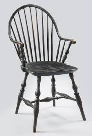 The windsor chair is a timeless classic that dates back to the 17th century. Painted Windsor Continuous Armchair Chair Black Dining Room Chairs Vintage Chairs