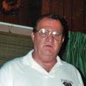 Timothy Schrader's Instagram, Twitter & Facebook