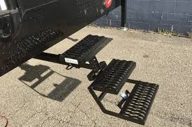 This trailer set of steps has a maximum weight capacity of camco adjustable height aluminum platform step. Review Of The Easy Hitch Step For Truck Campers Truck Camper Adventure