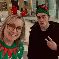 Thursday, August 13th, SC+W Presents: Interviews with Keesha Carter! The  interview will feature, Patricia Fogarty MS, RDN, LDN who is a Wellness  Outpatient Dietitian at Levine Cancer Institute. Join us for the