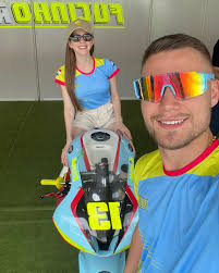 Caroline Henn (@carolinehenn) • Instagram photos and videos