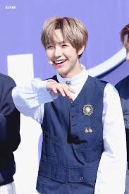 Renjun png pack #1/ nct dream/we young. Renjun Pics On Twitter 4 Renjun Used To Have A Snaggletooth But Soon Got Lingual Braces And Got It Fixed His Smile Now Is Just As Beautiful As It Was Then