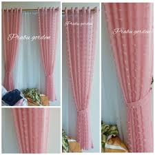 Gorden jendela kecil ini bisa terbuat dari bahan dengan warna yang senada dengan dinding dan bingkai jendela. Jual Gorden Jendela Pendek Kecil Minimalis Ukuran 140x200 Kab Bandung Prabu Gorden Tokopedia