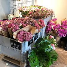 Find your favourite items at www.hm.com/home subscribe for more h&m home tutorials. H M Home Startet Mit Flowershop Beyond Flora