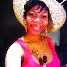 Tenisha Washington (@Caramelcoat3)