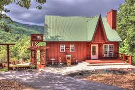 Welcome To Gingerbread Haus Cabin Your Gingerbread Cabin Experience Begins With One Of The Most Magnificent Renting A House Cabin Rentals Long Beach Apartment