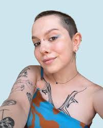 Marcella Richmond's Instagram, Twitter & Facebook