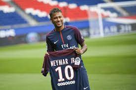 Psg signs neymarofficial source (psg.fr). Psg Sell 10 000 Neymar Shirts On First Day The Local