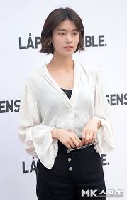 당장이라도 머리를 단발로 자르고 싶게 만드는 스타들의 단발 스타일. ì •ì†Œë¯¼ ë‹¨ë°œ ì—¬ì‹  Mkí¬í†  ë§¤ì¼ê²½ì œ
