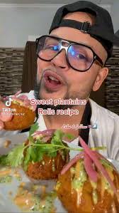 Deborah Lipscomb's Instagram, Twitter & Facebook