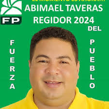 Luisa Benoit's Instagram, Twitter & Facebook