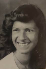 Mandy Boucher's Instagram, Twitter & Facebook