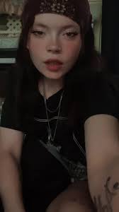 Eminem Lesbian Impersonator