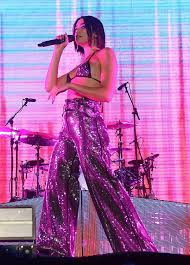 Dua Lipa Performing At The Mad Cool Festival In Madrid Spain 14 07 Lipa Dua Iconic Women