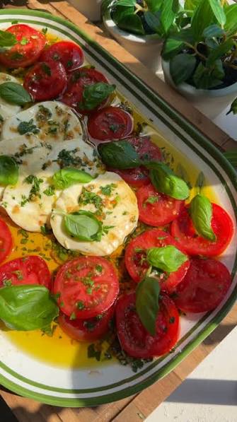 Flying Tomato Cheese