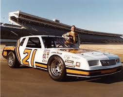 I guess it depends on how much demand there is for a mostly oval orientated series however, as it does have a reputation for being boring outside of the usa. Gallery Landing Page Official Site Of Nascar Nascar Race Cars Nascar Racing Nascar Cars