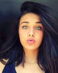 Ayse Cetin's Instagram, Twitter & Facebook