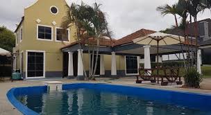 Semoga sedikit informasi mengenai senarai homestay ada kolam renang di melaka ini dapat membantu anda sedikit sebanyak dalam pencarian homestay yang sesuai untuk percutian anda dan keluarga nanti. Green Villa Famosa Alor Gajah Malacca Best Price Guarantee Mobile Bookings Live Chat