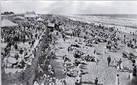 A Crowded New Brighton Beach New Zealand On Gala Day 1927 Christchurch New Zealand New Brighton Beach Christchurch
