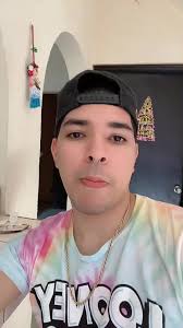 El mundo de los TikToks extraños de Erkvaldo y su hermana