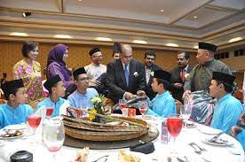 Contoh jenis perniagaan ssmkeratan rentas in englishcuti 1 mei 2018bangunan di kuala lumpurbuang air besar in englishjabatan alam sekitar sabahkepentingan memupuk semangat patriotismekerja kosong pensyarah 2018. Majlis Berbuka Puasa Hotel Istana Kuala Lumpur City Centre With Rumah Peyakin Pertubuhan Kebajikan Anak Anak Yatim Kuala Lumpur City Berbuka Puasa School Bags