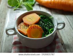Bayam dan wortel termasuk sayuran dengan nitrat tinggi. Shutterstock Puzzlepix