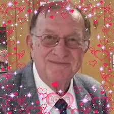 Congratulations to our newest Members initiated Monday evening! Welkome to  Elkdom! (Pictured from L are Anne Parrott, Sandra Gwinn, Delores Scott,  Mark Fields & Exalted Ruler Tracy Walling)