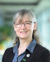 🩺 Wyoming WWAMI students are teaching lifesaving skills close to home—and  around the world. Second-year medical students Aedian O'Connor (Laramie)  and Jack Syring (Sheridan) lead Stop the Bleed trainings across Wyoming,  giving