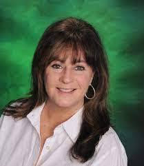 Mitzi Moses's Instagram, Twitter & Facebook