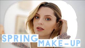 Abbie Coates (@abbieistweeting)