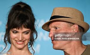 435 Julie Dean Photos & High Res Pictures