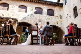 Wedding At Fattoria Di Larniano Mark Cathelijn Qualcosa Di Blu Photo Tuscany Wedding Dream Wedding Venues Fun Wedding Photography