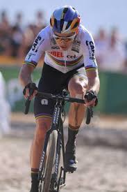 Wout van aert (born 15 september 1994) is a road racing cyclist who competes internationally for belgium. 130 Ideeen Over Wout Van Aert Veldrijden Fiets Fietsen