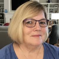 Candace Hackett's Instagram, Twitter & Facebook