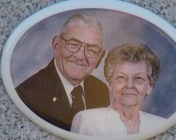 Lloyd Adrian Reaves (1927-2011)