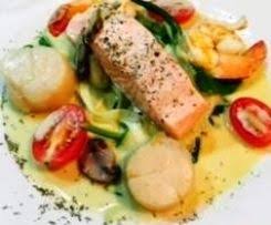 Saumon Crevettes Et Saint Jacques Sauce Creme Champagne Recette Recettes De Cuisine Recettes Au Thermomix Idee Recette
